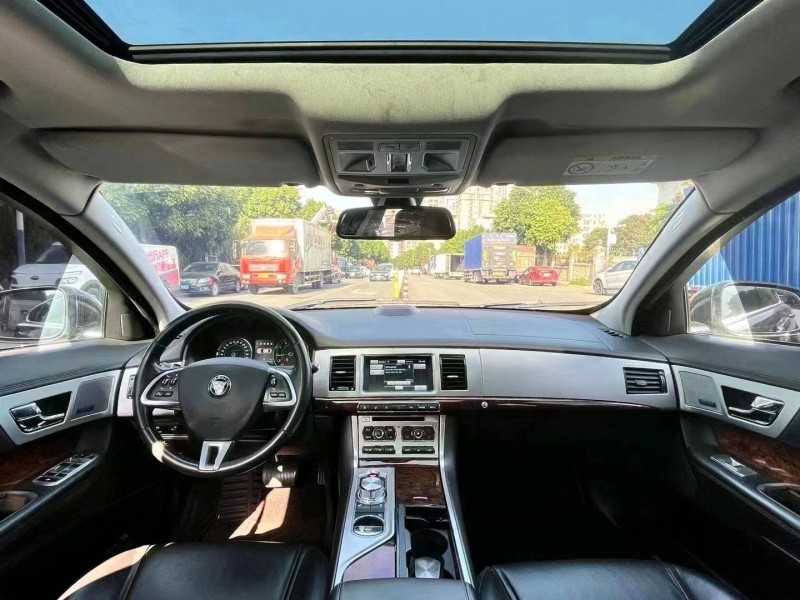 深圳15年捷豹XF5