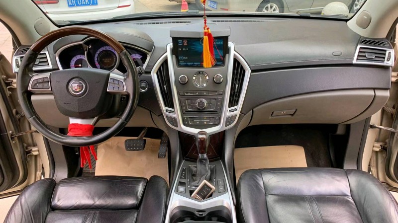 廊坊10年凯迪拉克SRX6