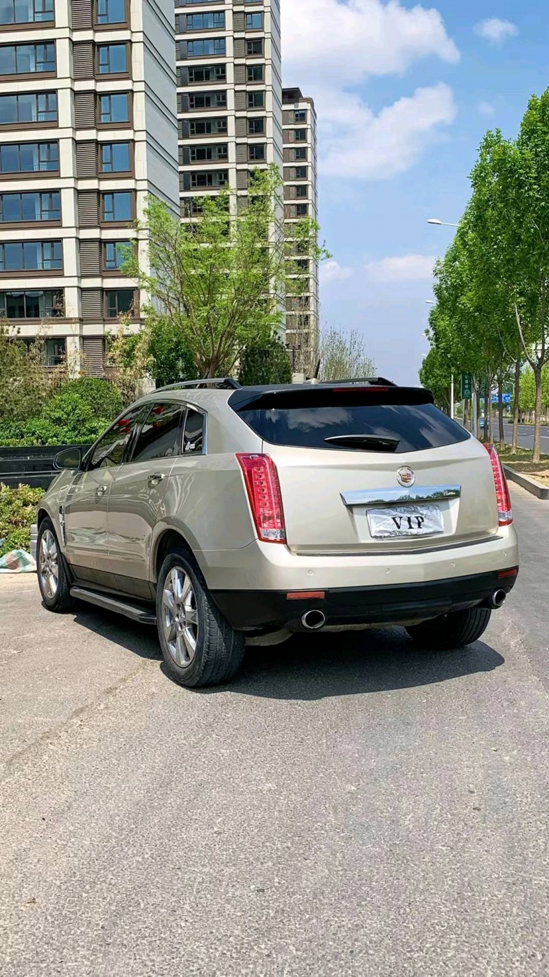 廊坊10年凯迪拉克SRX8