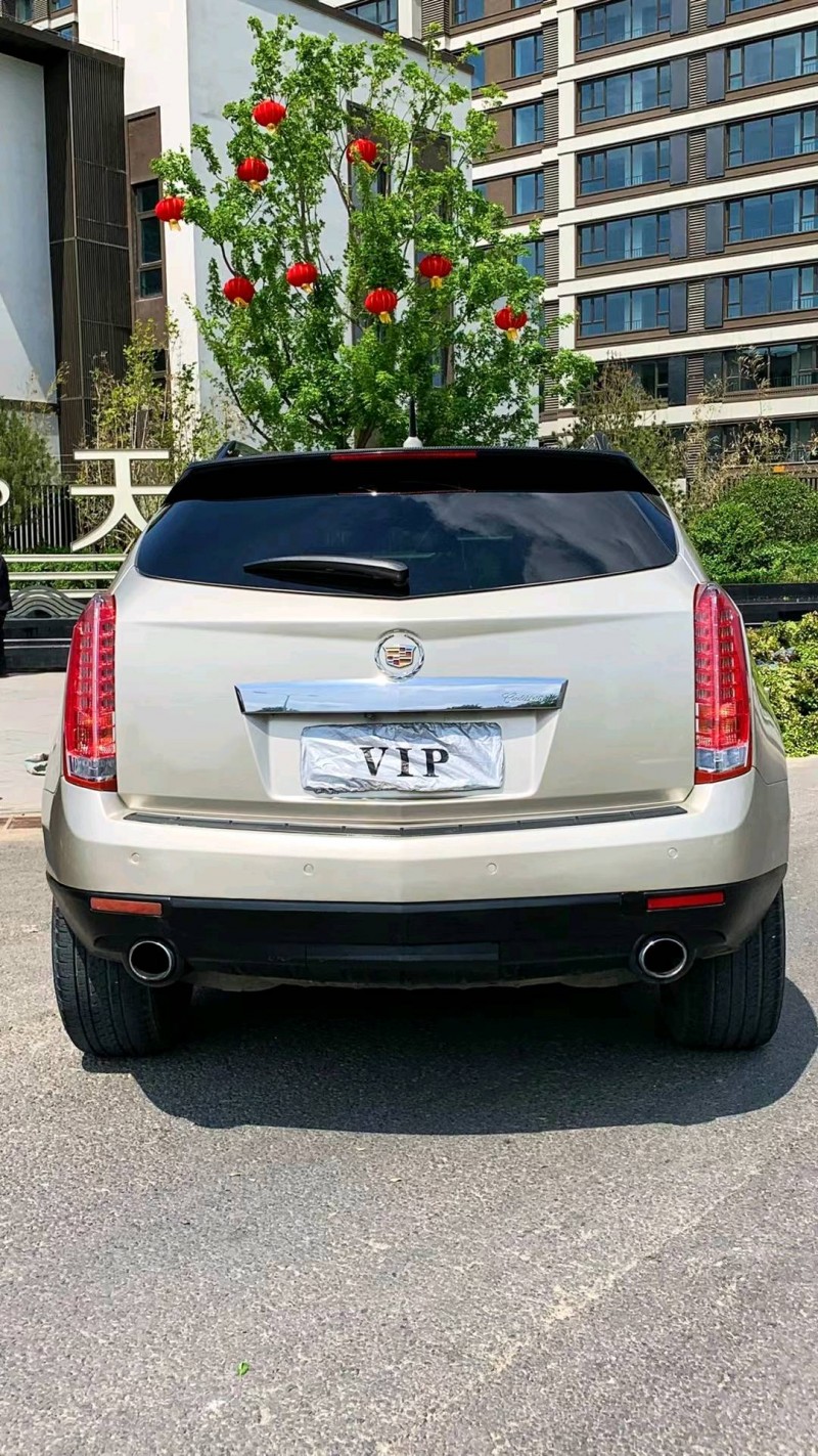 廊坊10年凯迪拉克SRX9