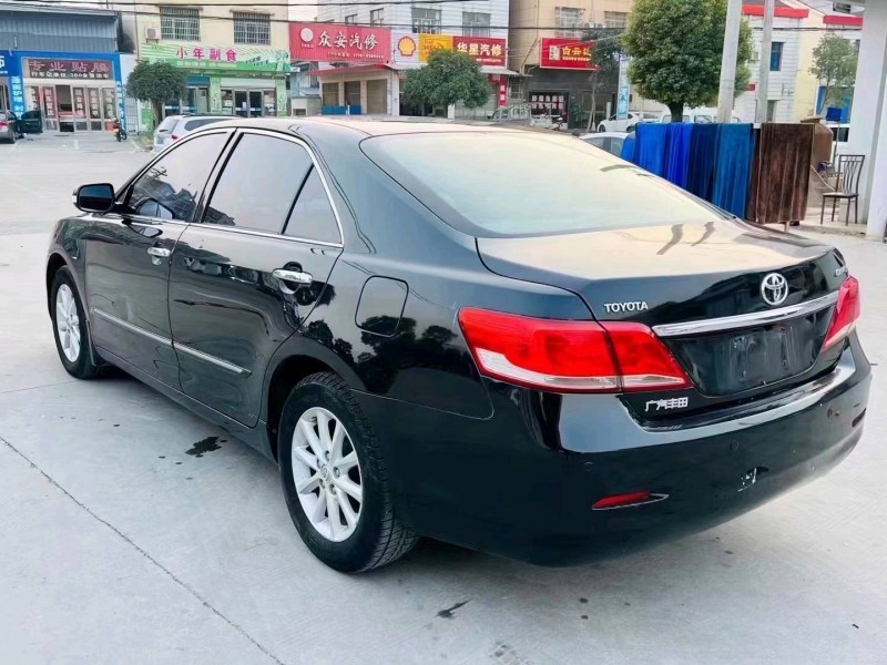 宜昌15年丰田凯美瑞8