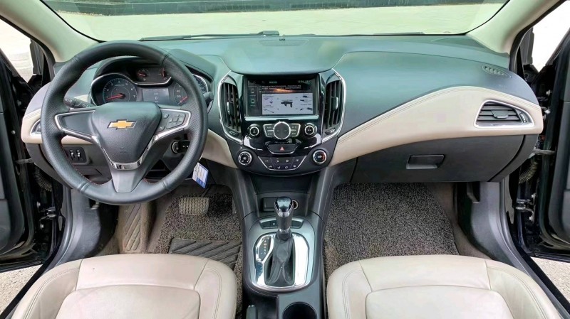 廊坊15年雪佛兰科鲁兹6