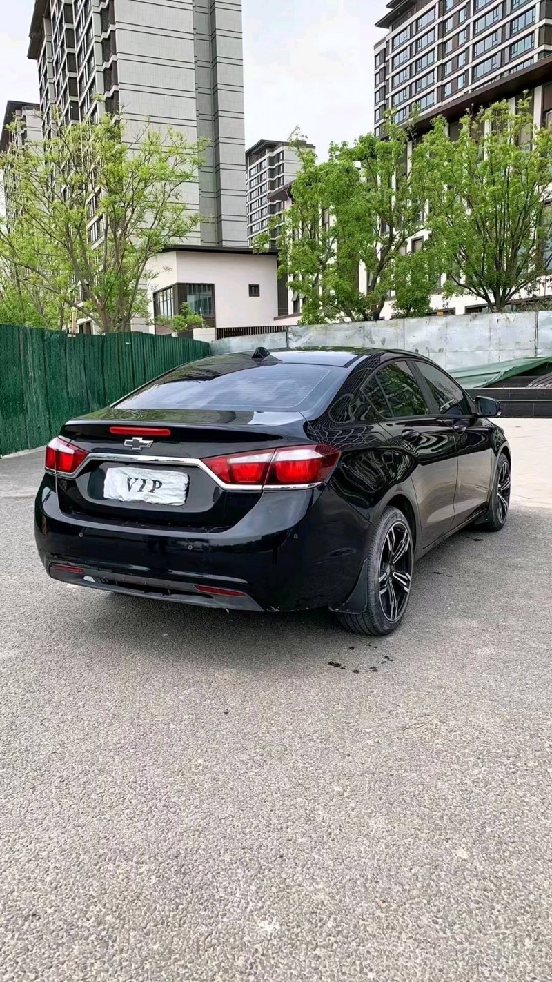 廊坊15年雪佛兰科鲁兹7