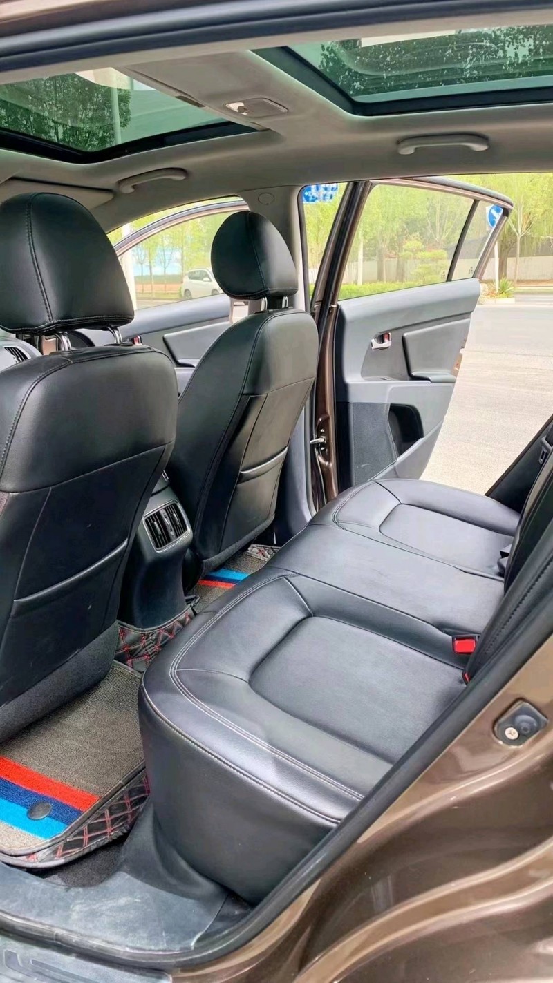 廊坊17年起亚智跑6