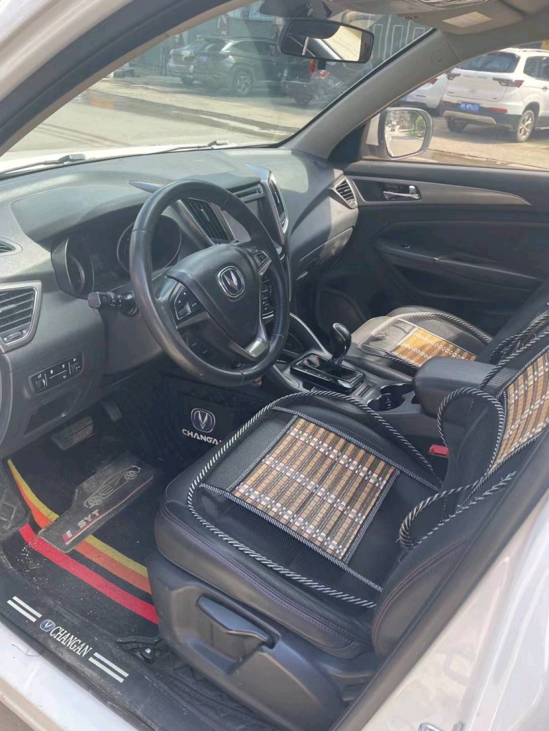 湘潭16年長安汽車CS755