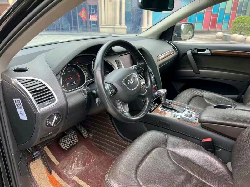 东营15年奥迪Q77