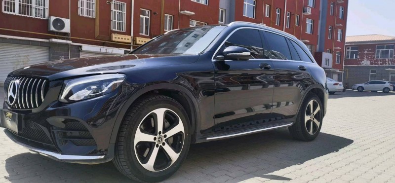 青岛18年奔驰GLC3