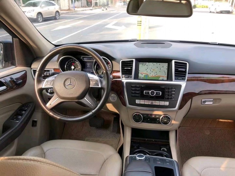 深圳14年奔驰ML4