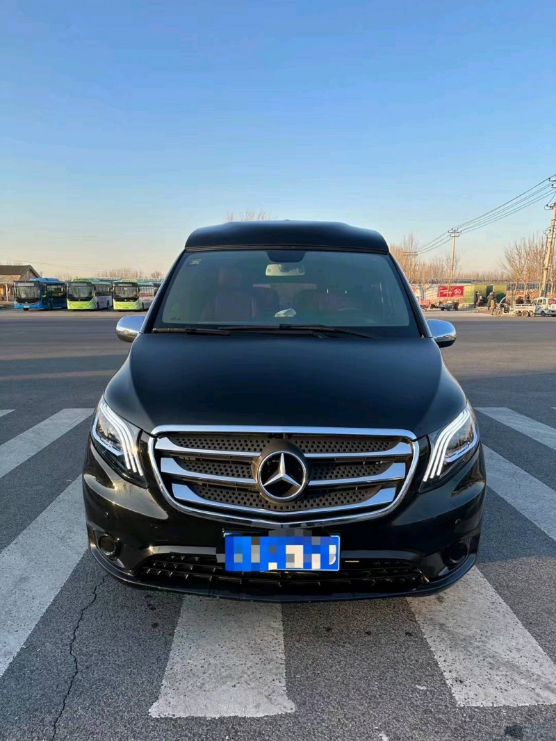 廊坊17年奔驰威霆1