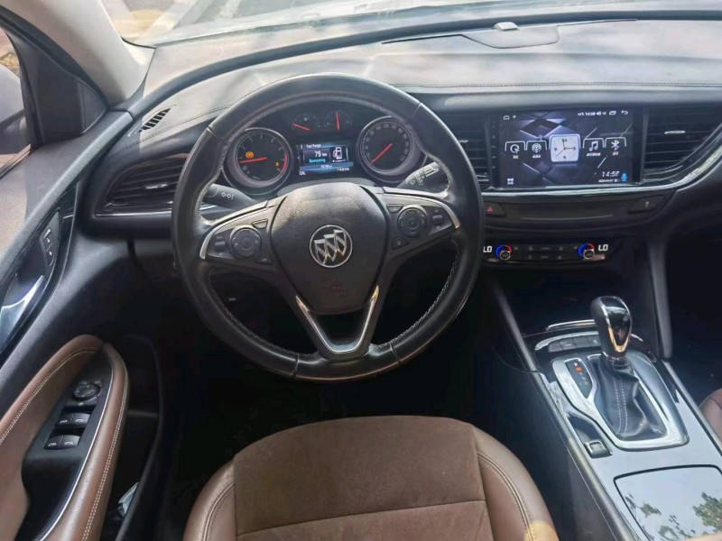 济南19年别克君威5