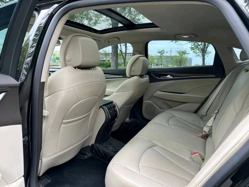 徐州17年别克君越8