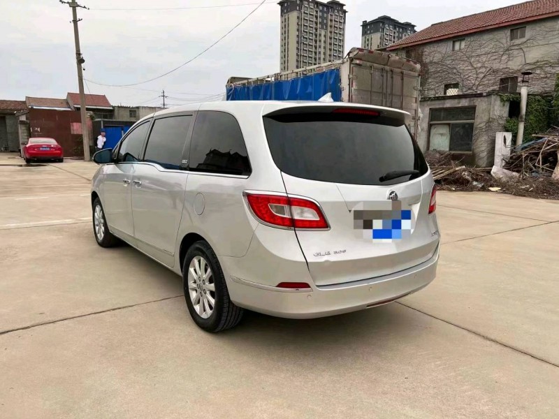 济南14年别克GL83