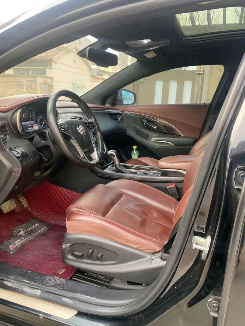 石家庄15年别克君越8