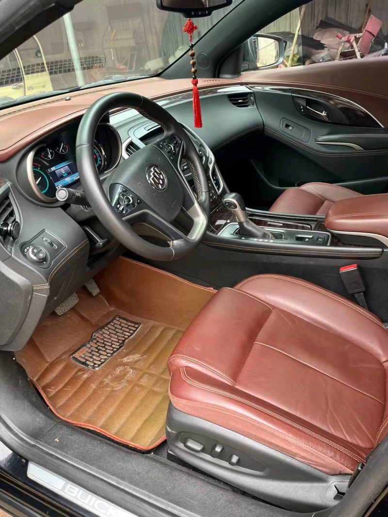 青岛15年别克君越6