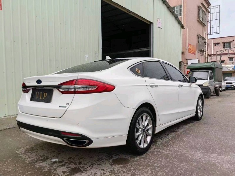 珠海18年福特蒙迪欧9