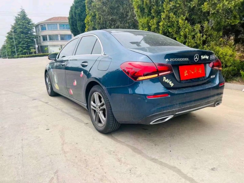 青岛20年奔驰A6