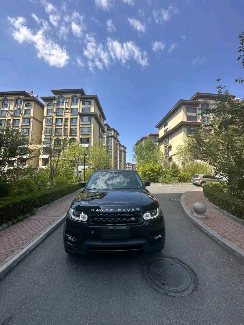 青岛15年路虎揽胜运动1