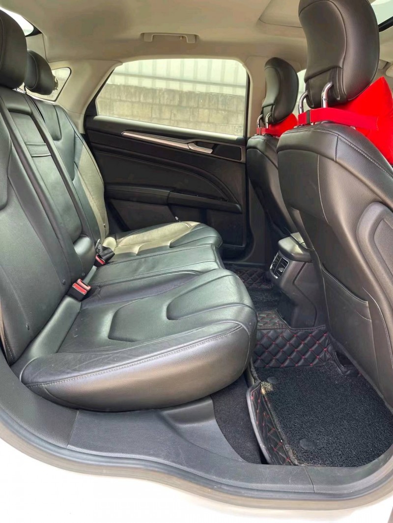 珠海13年福特蒙迪欧8