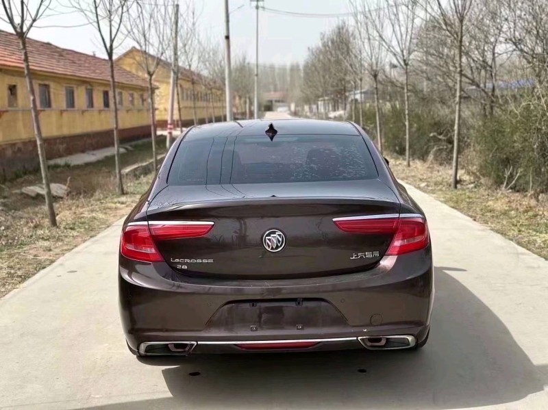 淄博16年别克君越5