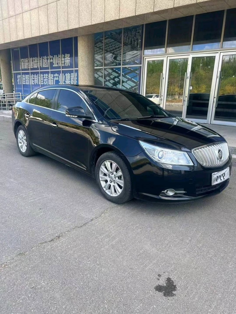 沈阳13年别克君越3