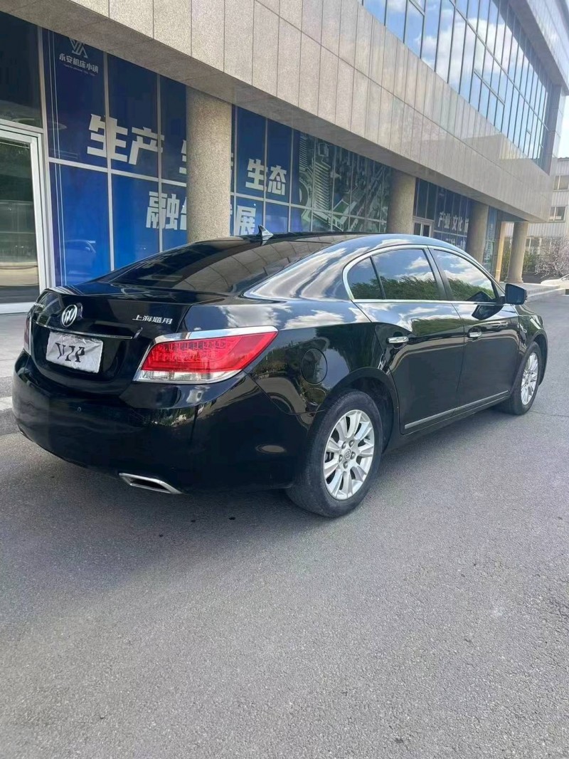 沈阳13年别克君越5