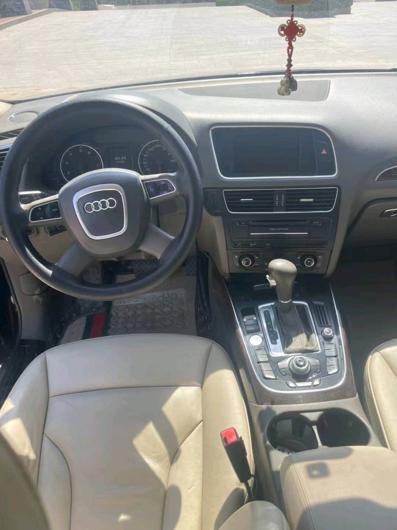 潍坊13年奥迪Q56