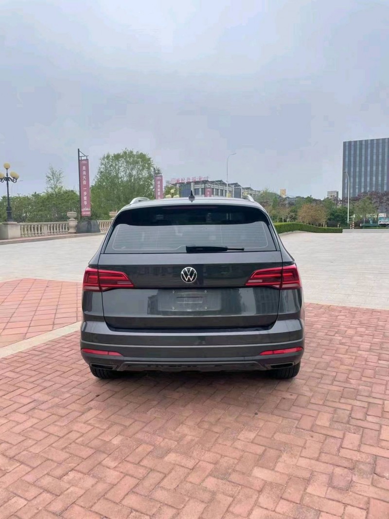 潍坊20年大众途岳7