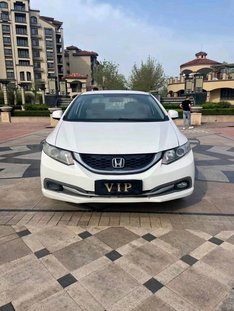 潍坊15年本田思域1