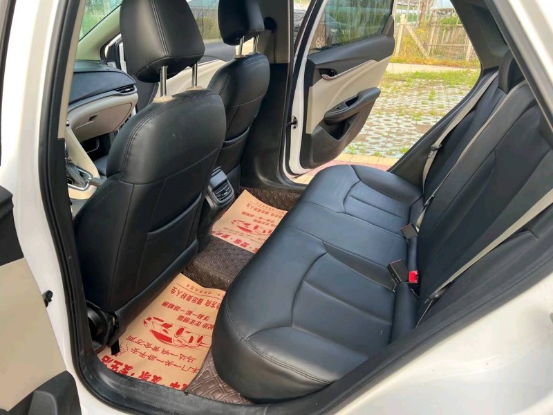 徐州19年别克英朗7