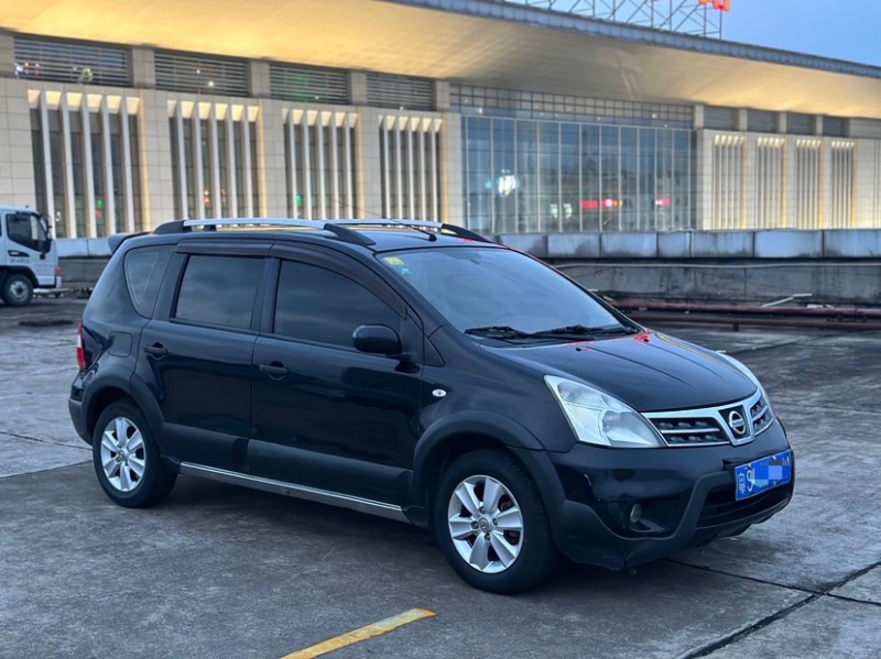 东莞11年日产骊威3