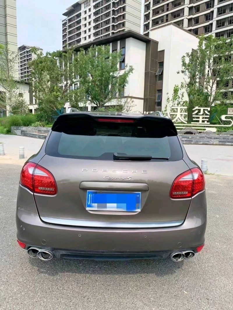 廊坊13年保时捷卡宴9