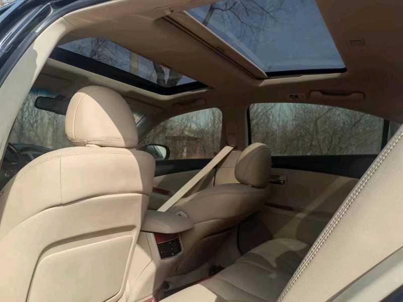 保定10年雷克萨斯ES5