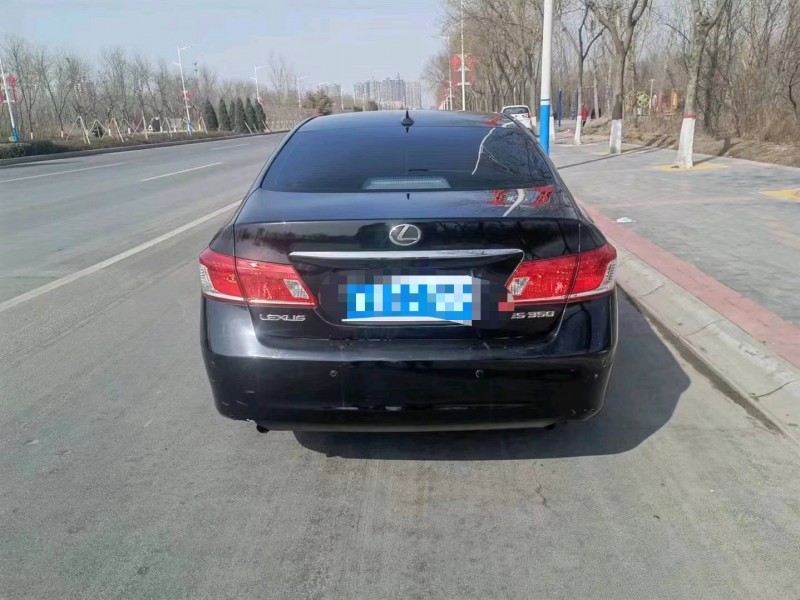 保定10年雷克萨斯ES9