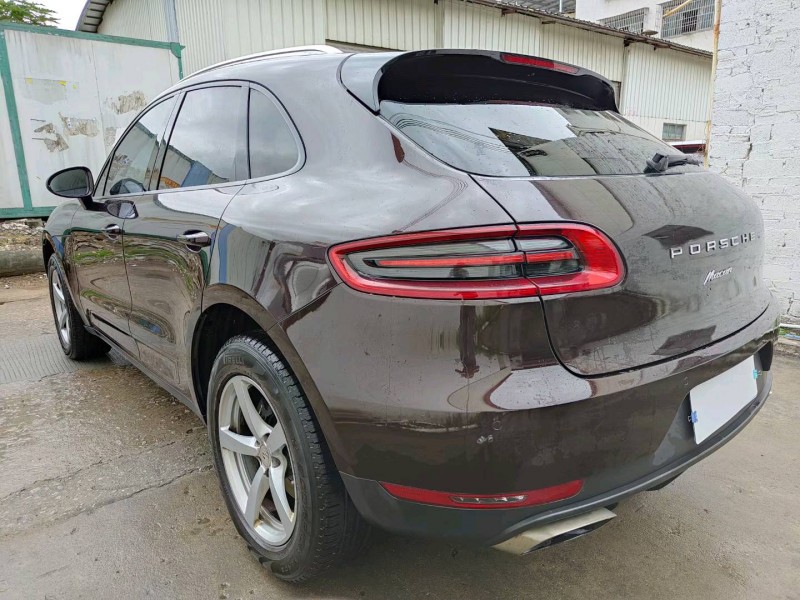广州17年保时捷Macan8