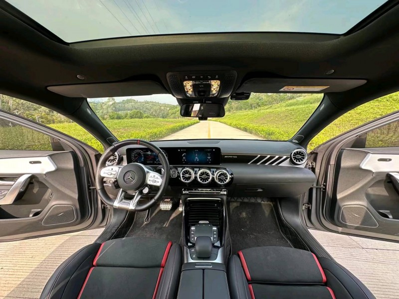 广州22年奔驰AMG6