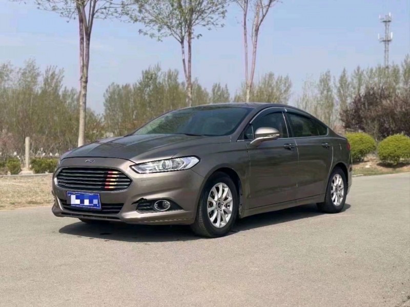 青岛14年福特蒙迪欧9