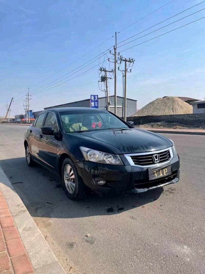 潍坊11年本田雅阁2