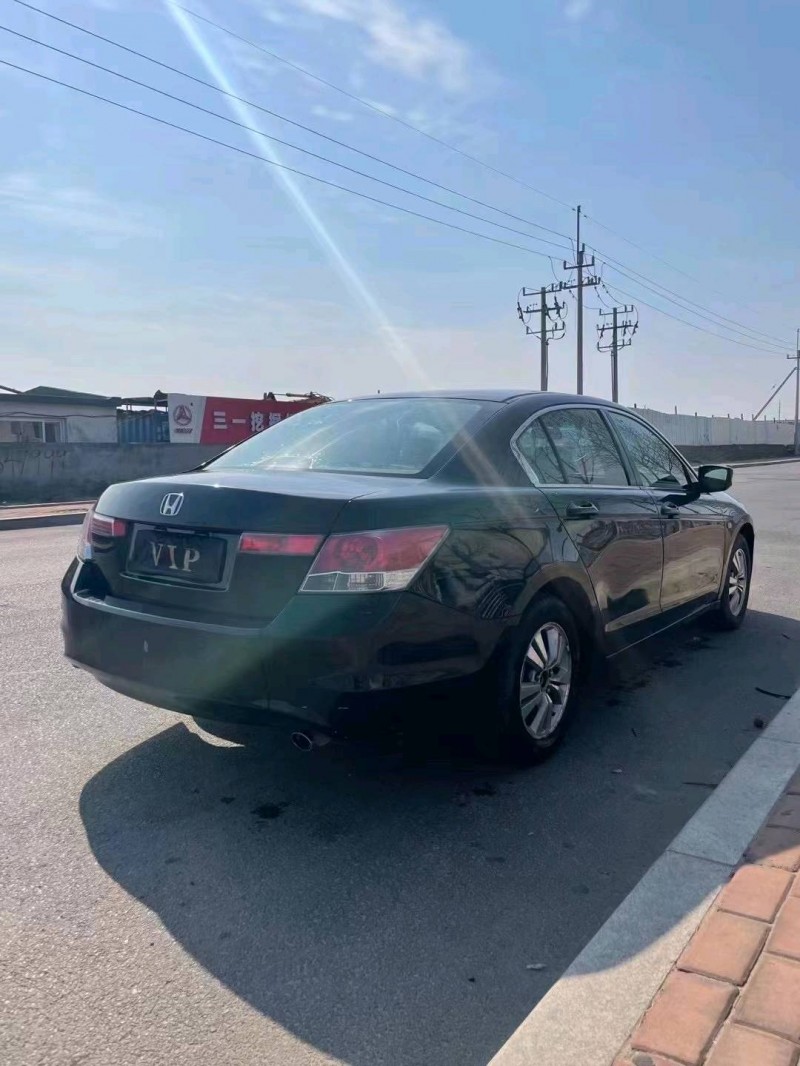 潍坊11年本田雅阁7