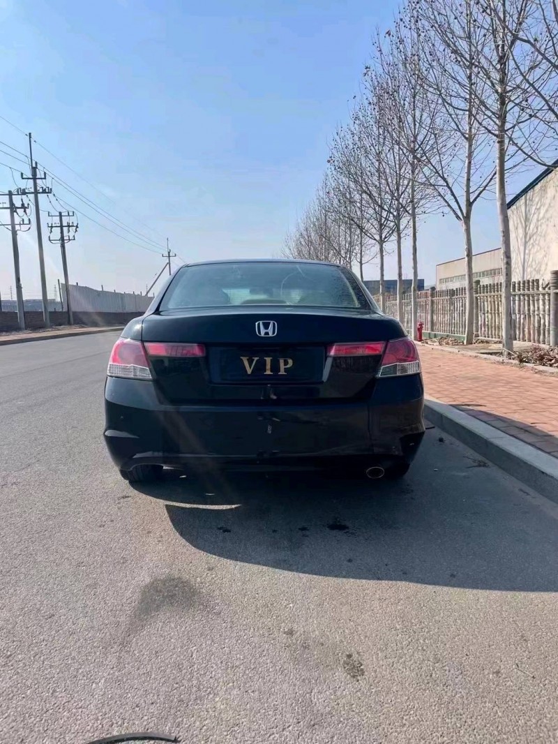 潍坊11年本田雅阁9