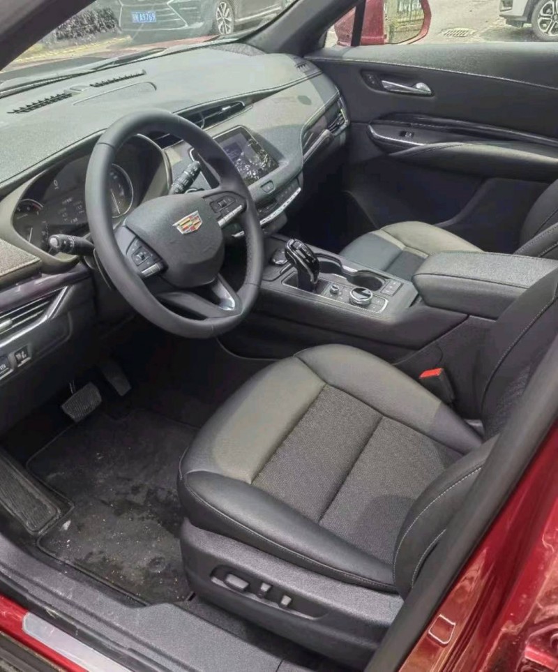 宜昌23年凯迪拉克XT46