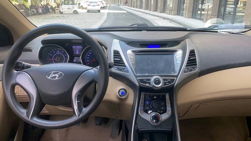 潍坊13年现代朗动6