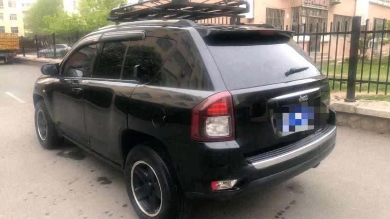 淄博14年Jeep指南者9