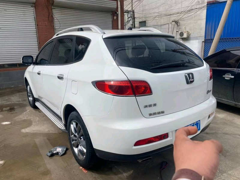 石家庄13年纳智捷大7 MPV3