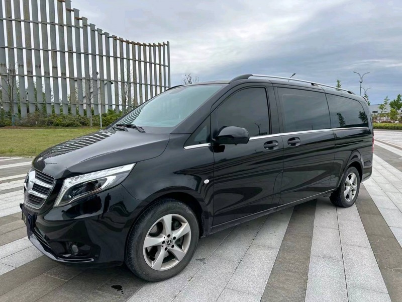 盐城18年奔驰威霆2