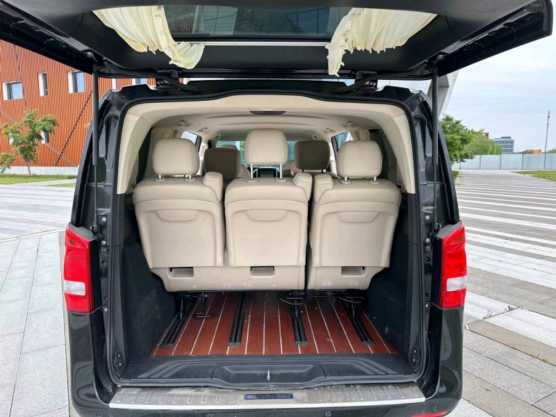 盐城18年奔驰威霆5