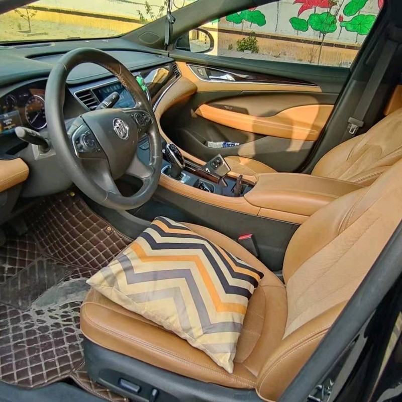 枣庄18年别克君越4