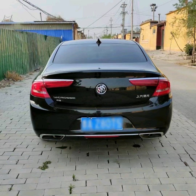 枣庄18年别克君越6