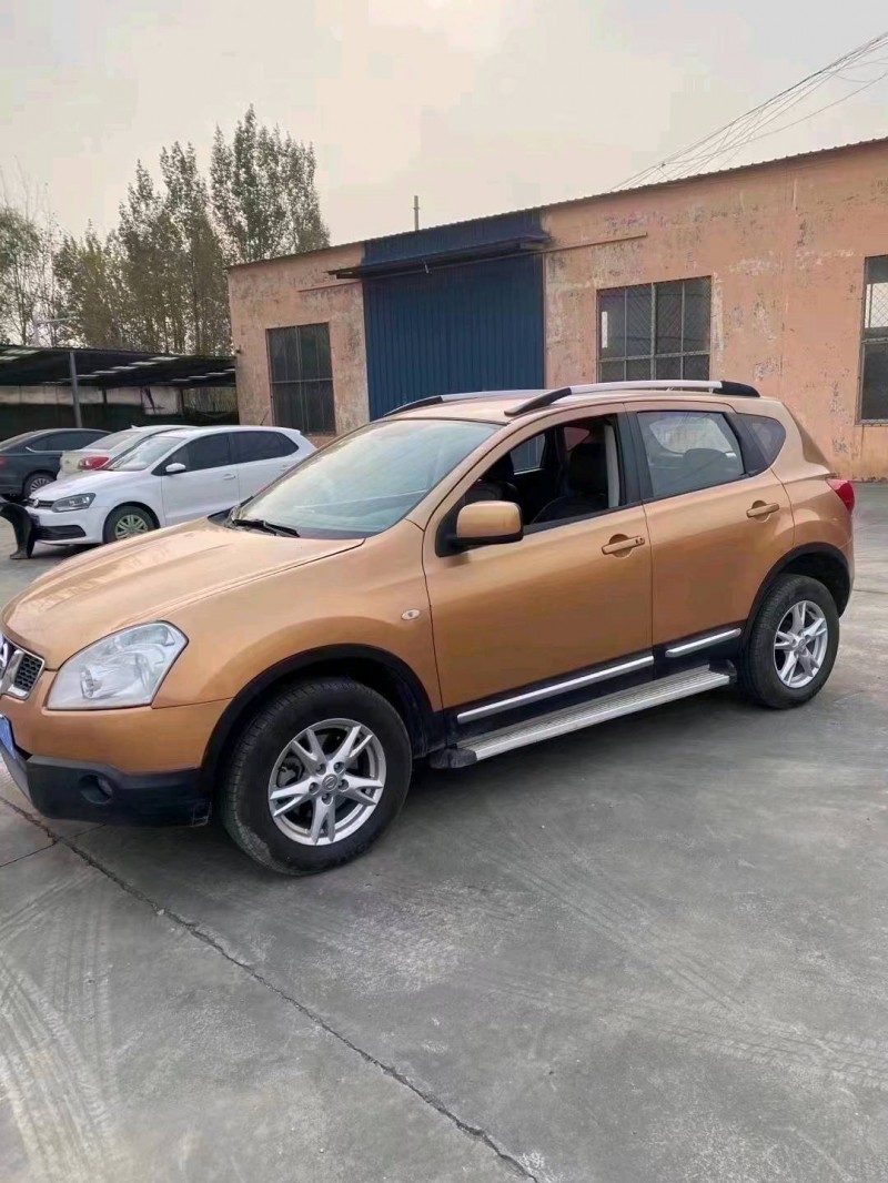 济宁13年日产逍客3