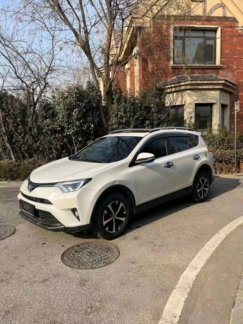 淄博19年丰田RAV4荣放3