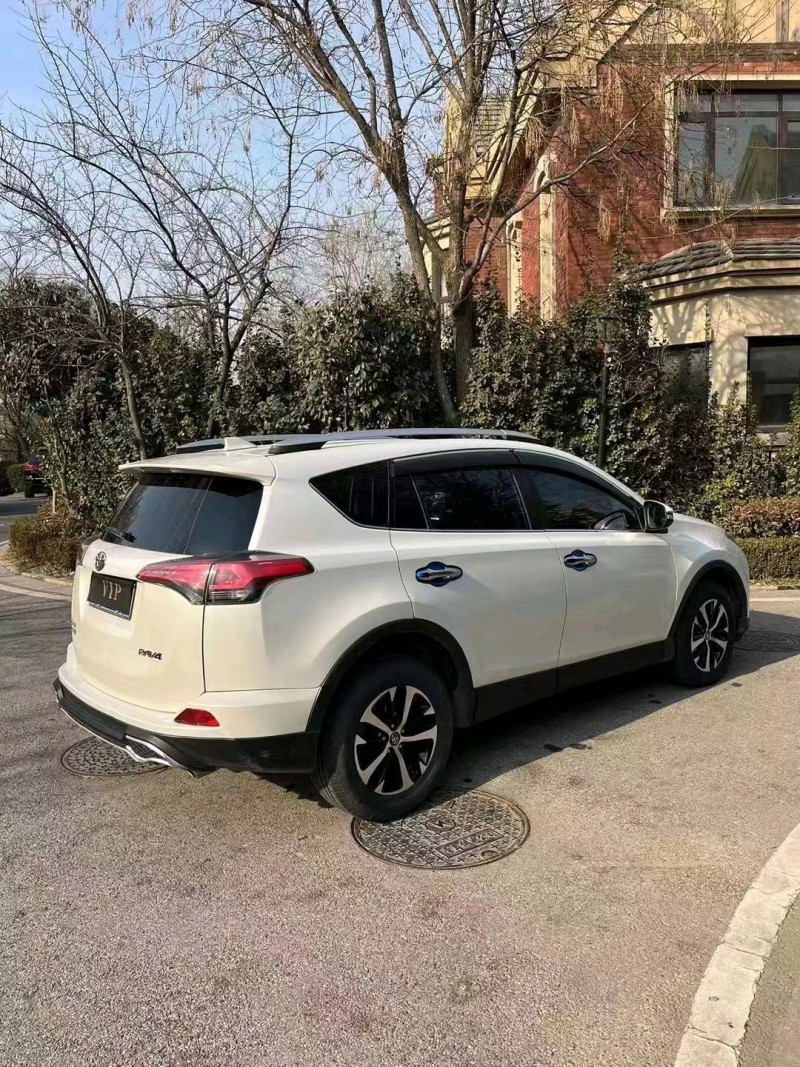 淄博19年丰田RAV4荣放5